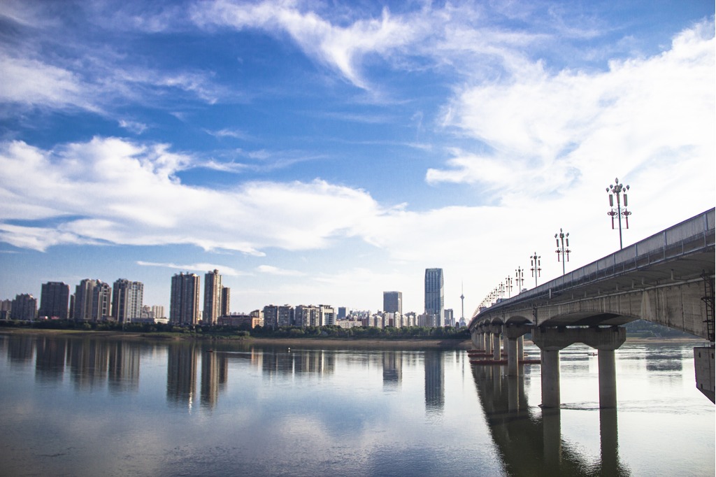 以一域之光为全国大局添彩  看湖南接续奋斗开新局